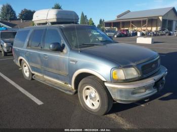  Salvage Ford Expedition