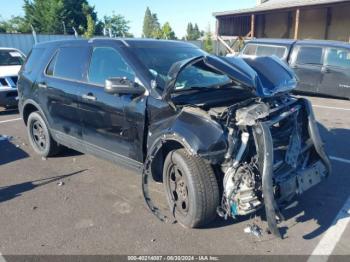  Salvage Ford Utility Police Intercepto