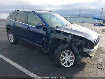  Salvage Jeep Cherokee