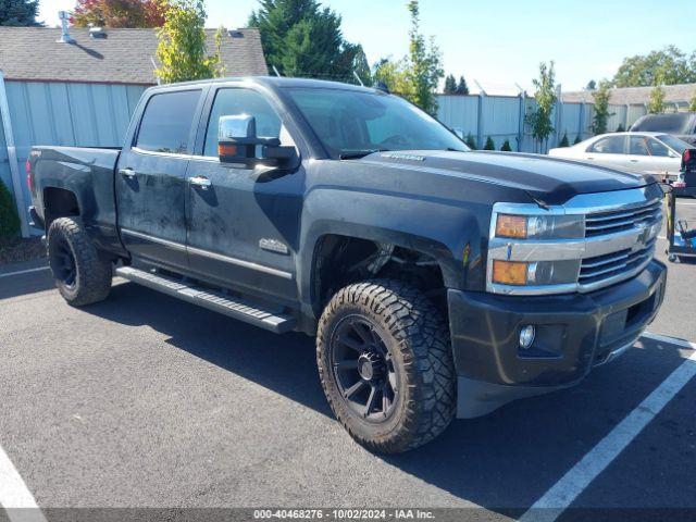  Salvage Chevrolet Silverado 2500