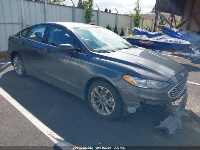  Salvage Ford Fusion