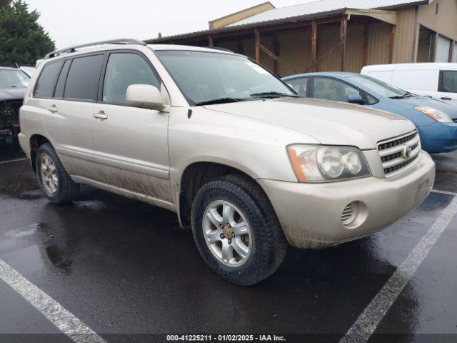  Salvage Toyota Highlander