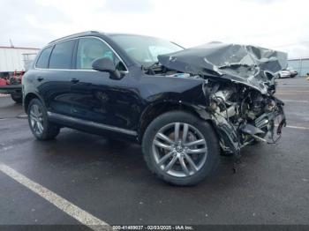  Salvage Volkswagen Touareg