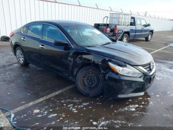  Salvage Nissan Altima