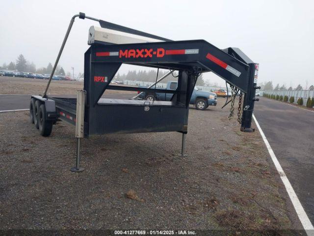  Salvage Maxx-d Roll Off Trailer