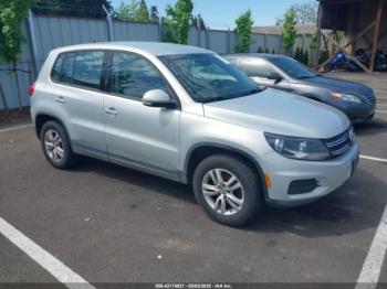  Salvage Volkswagen Tiguan