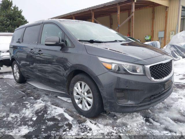  Salvage Kia Sedona