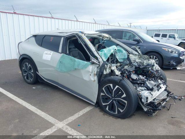  Salvage Kia EV6
