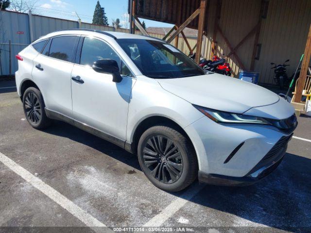  Salvage Toyota Venza