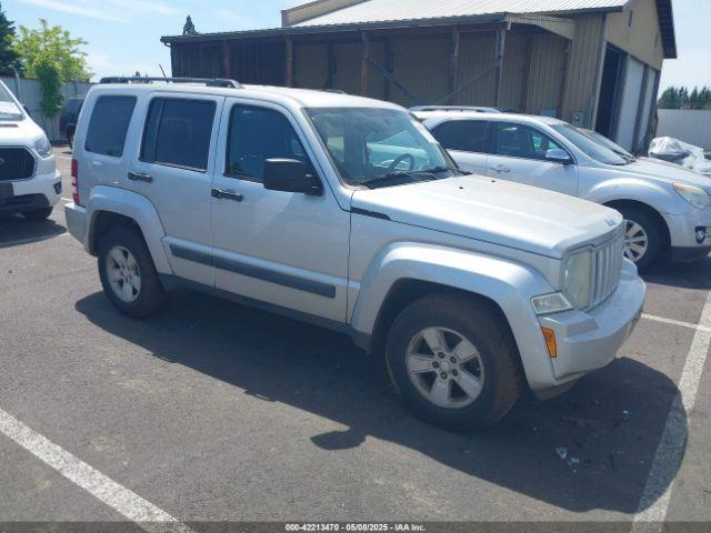  Salvage Jeep Liberty