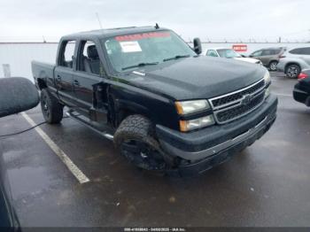  Salvage Chevrolet Silverado 2500