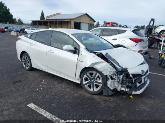  Salvage Toyota Prius