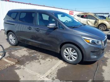  Salvage Kia Sedona