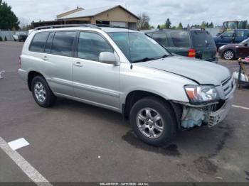  Salvage Toyota Highlander