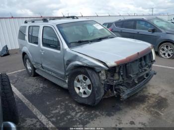  Salvage Nissan Pathfinder