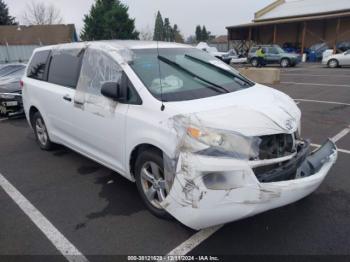  Salvage Toyota Sienna