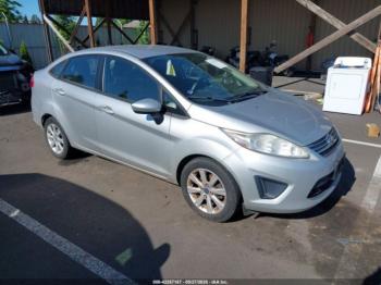  Salvage Ford Fiesta