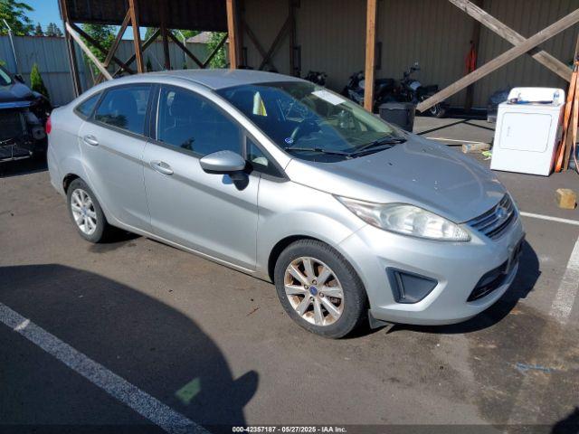  Salvage Ford Fiesta