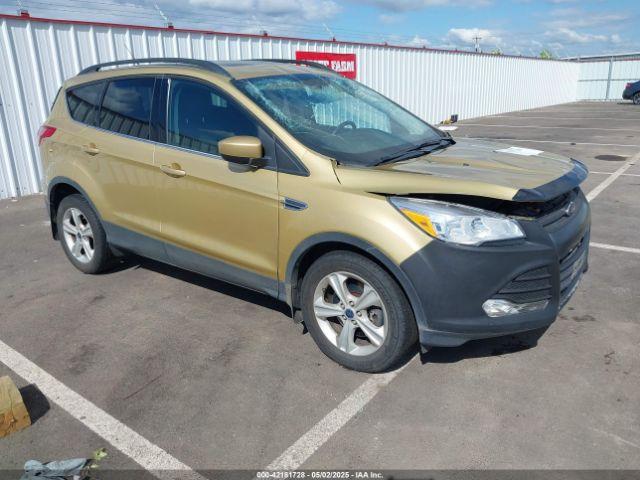  Salvage Ford Escape