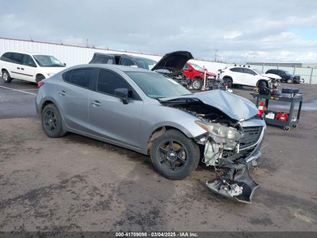  Salvage Mazda Mazda3