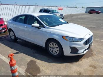  Salvage Ford Fusion