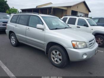 Salvage Toyota Highlander