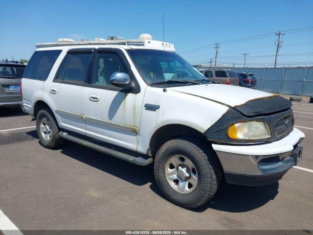  Salvage Ford Expedition