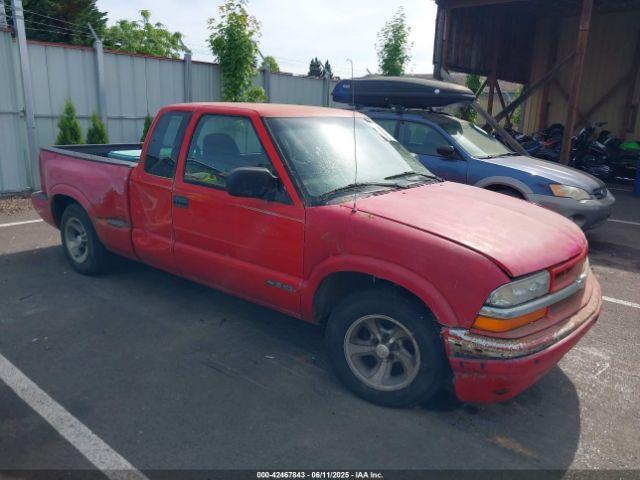  Salvage Chevrolet S-10