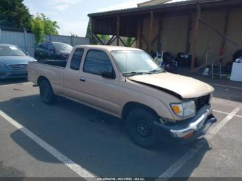  Salvage Toyota Tacoma