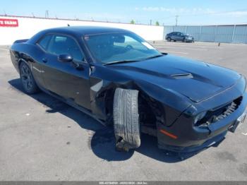  Salvage Dodge Challenger