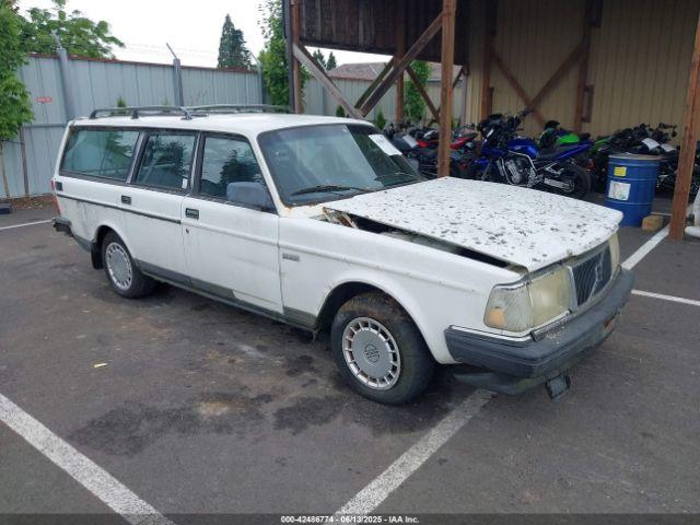  Salvage Volvo 245