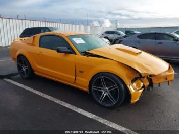  Salvage Ford Mustang