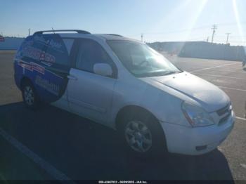  Salvage Kia Sedona