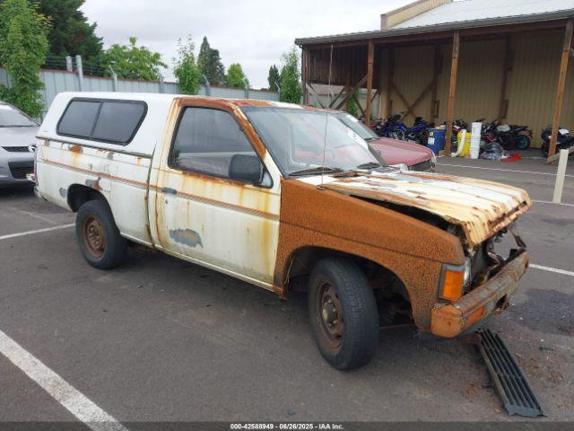  Salvage Nissan D21