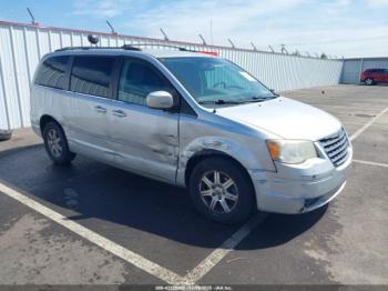  Salvage Chrysler Town & Country