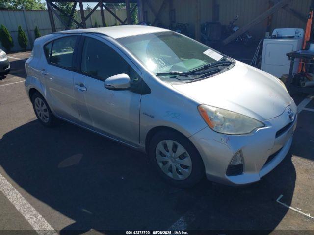  Salvage Toyota Prius c