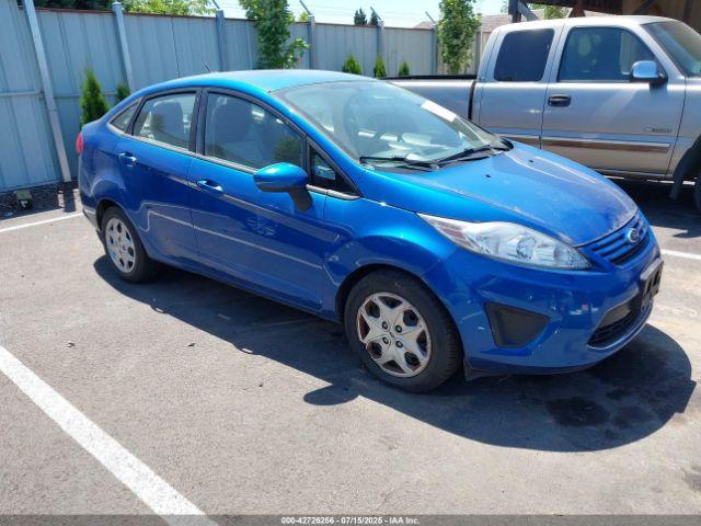  Salvage Ford Fiesta