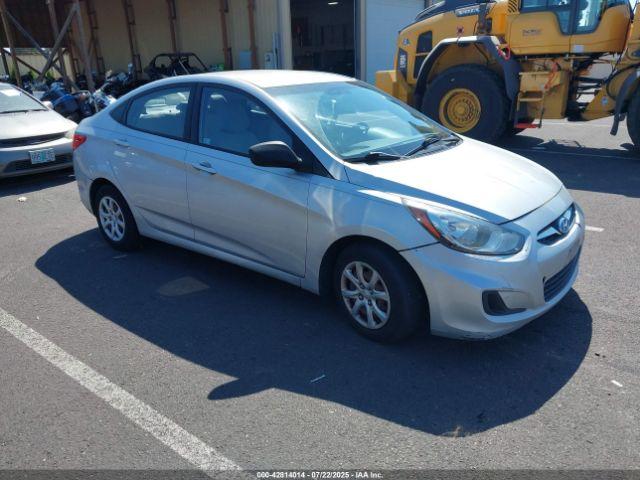  Salvage Hyundai ACCENT