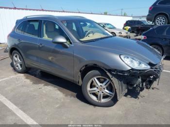  Salvage Porsche Cayenne