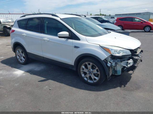  Salvage Ford Escape