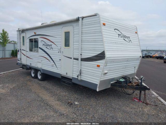  Salvage Fleetwood Pioneer 24rks
