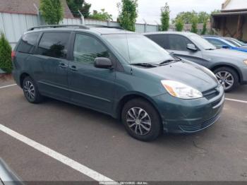  Salvage Toyota Sienna