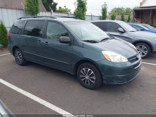  Salvage Toyota Sienna