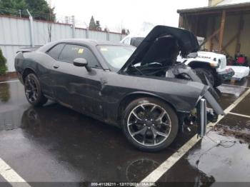  Salvage Dodge Challenger
