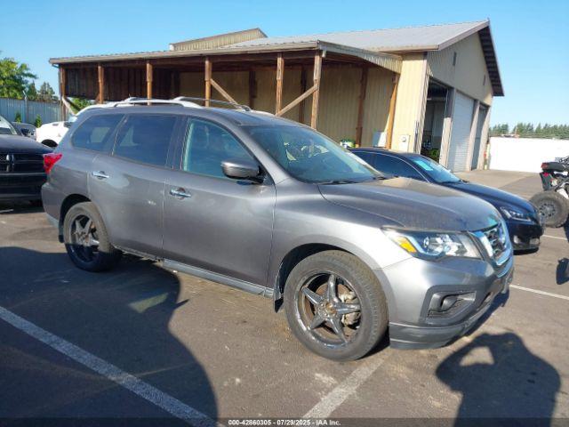  Salvage Nissan Pathfinder