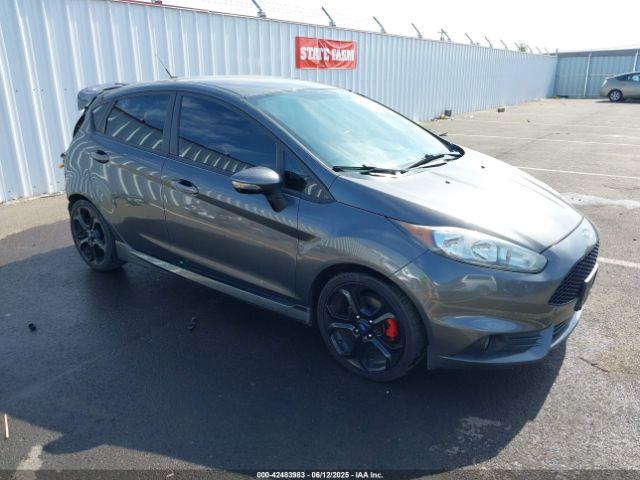  Salvage Ford Fiesta