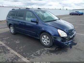  Salvage Kia Sedona