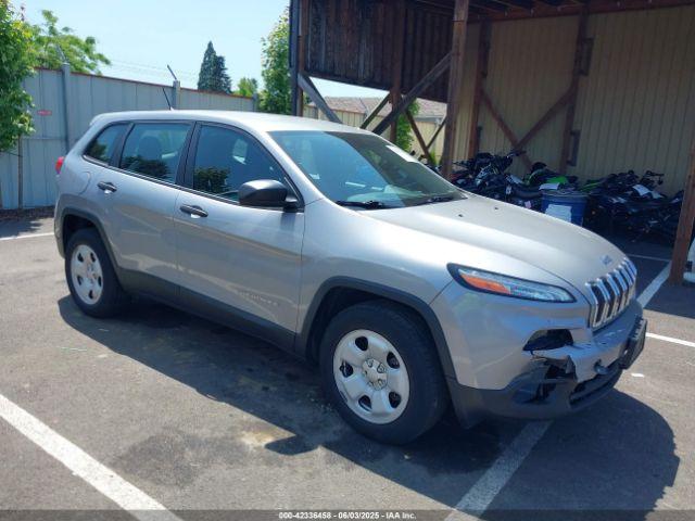  Salvage Jeep Cherokee
