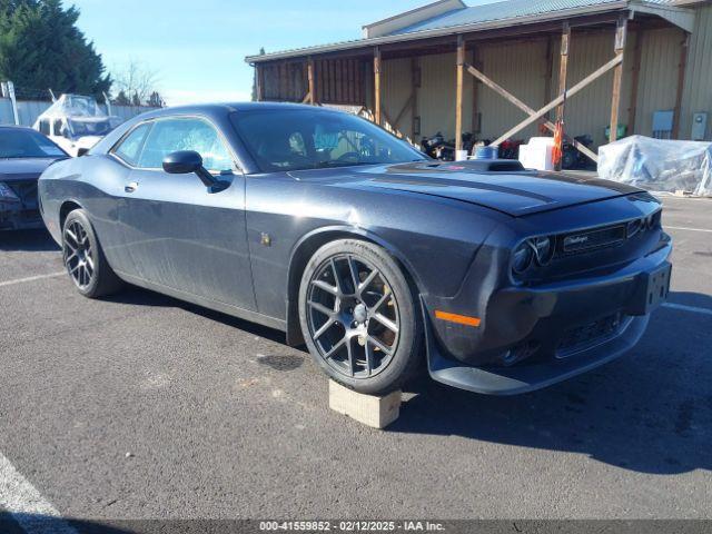  Salvage Dodge Challenger