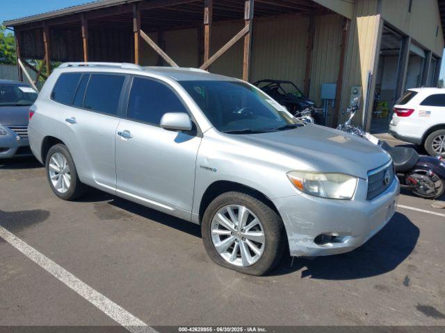  Salvage Toyota Highlander
